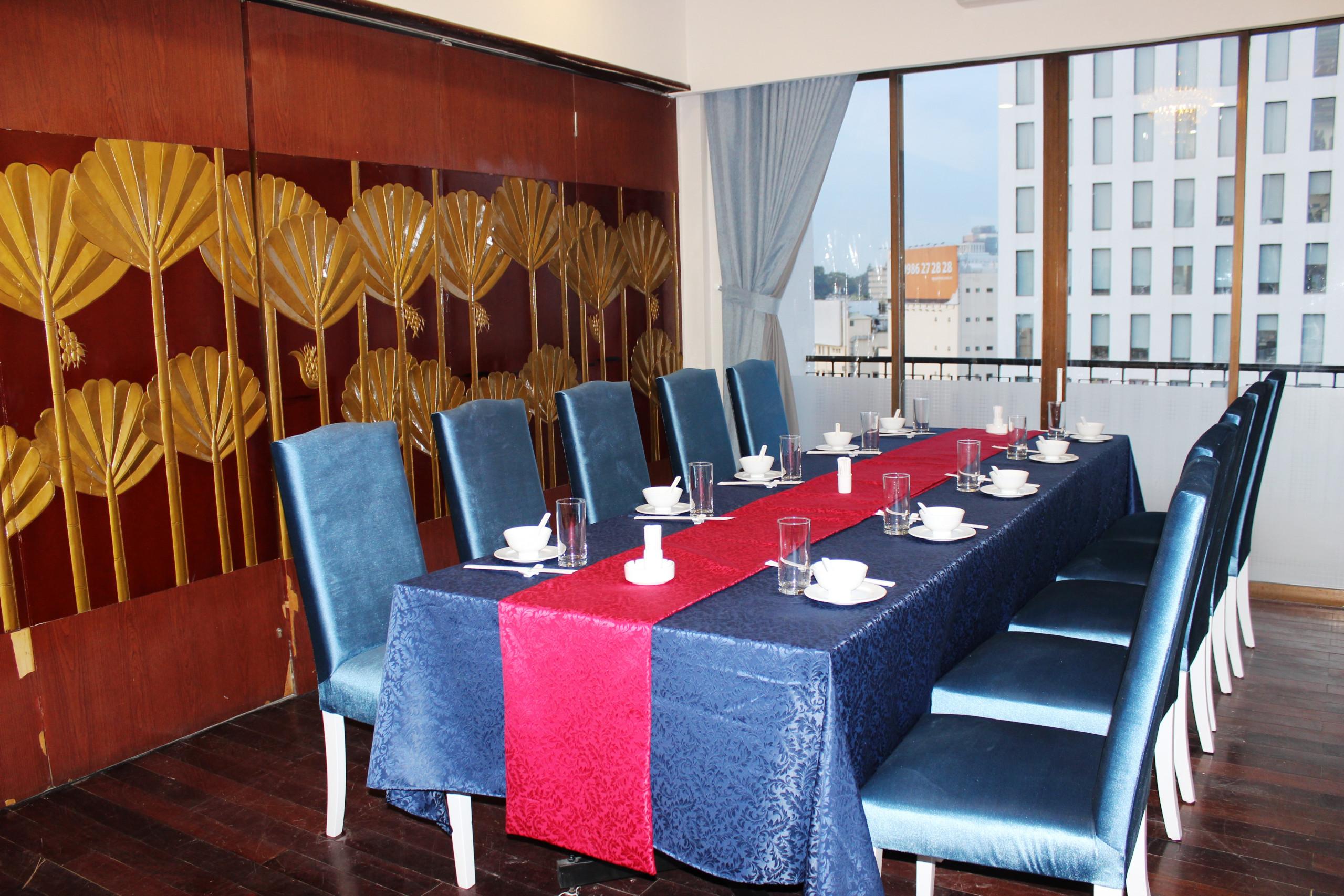 Liberty 2 Hotel Ho Chi Minh City Exterior photo