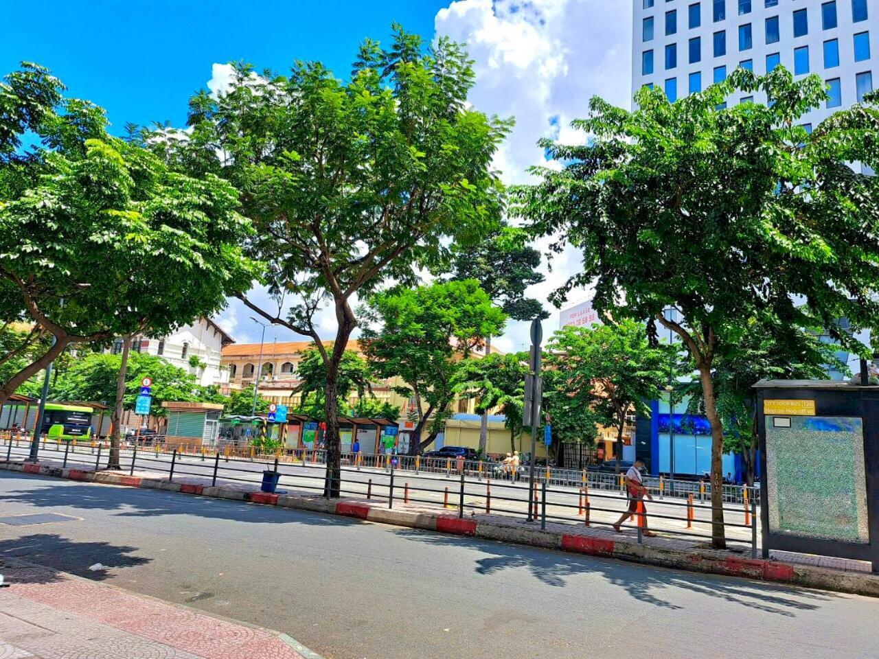 Liberty 2 Hotel Ho Chi Minh City Exterior photo