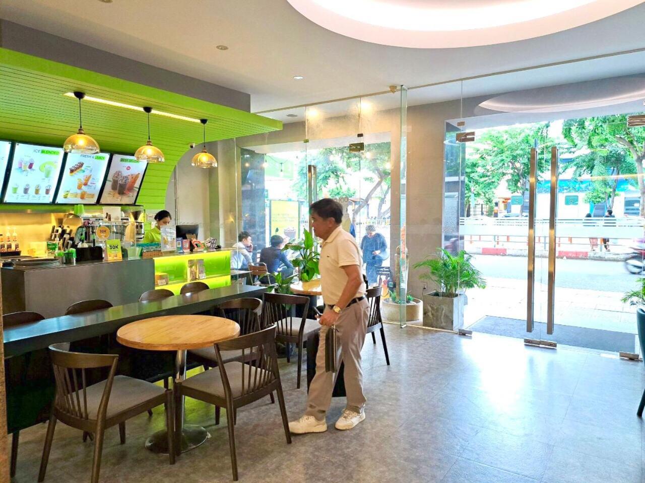 Liberty 2 Hotel Ho Chi Minh City Exterior photo