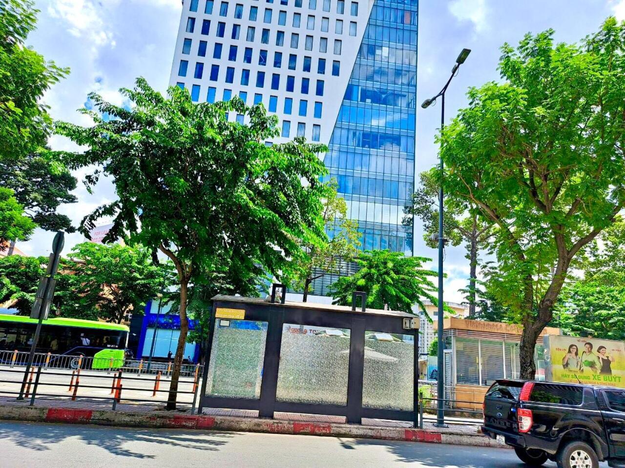 Liberty 2 Hotel Ho Chi Minh City Exterior photo